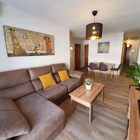 Galvez Flat, At Principal Railway Station In Malaga Apartment ภายนอก รูปภาพ